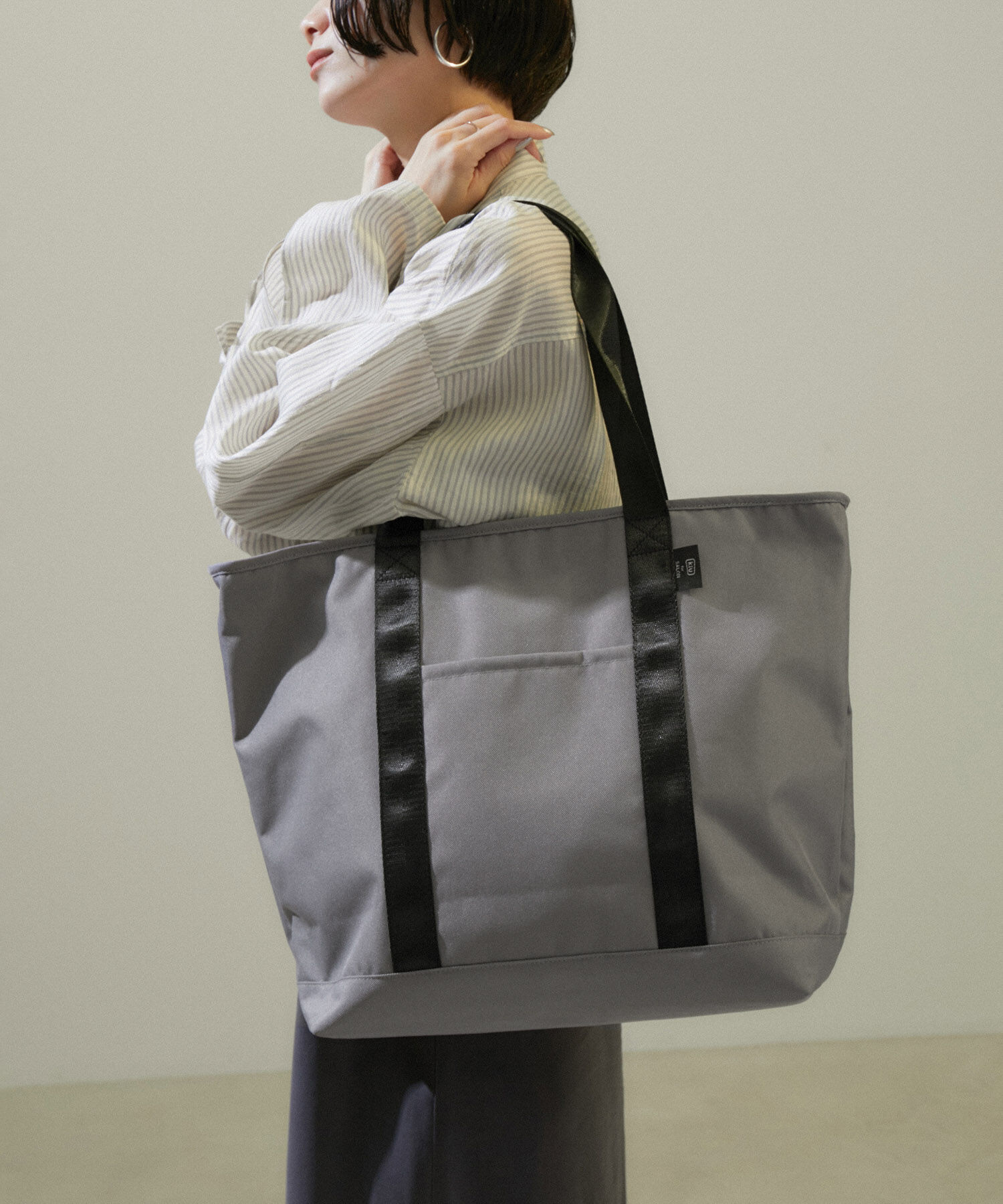 SALON adam et rope'「【KiU for SALON（キウ）】[撥水加工]別注トートバッグ」|トートバッグ|グレー(07)