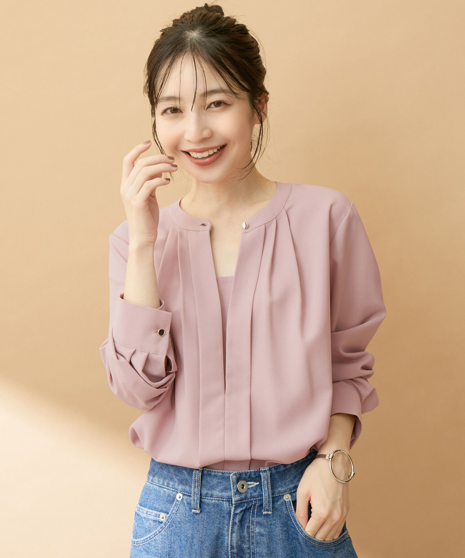 VIS「【防シワ・洗える】フロントタック長袖ブラウス」|シャツ・ブラウス|