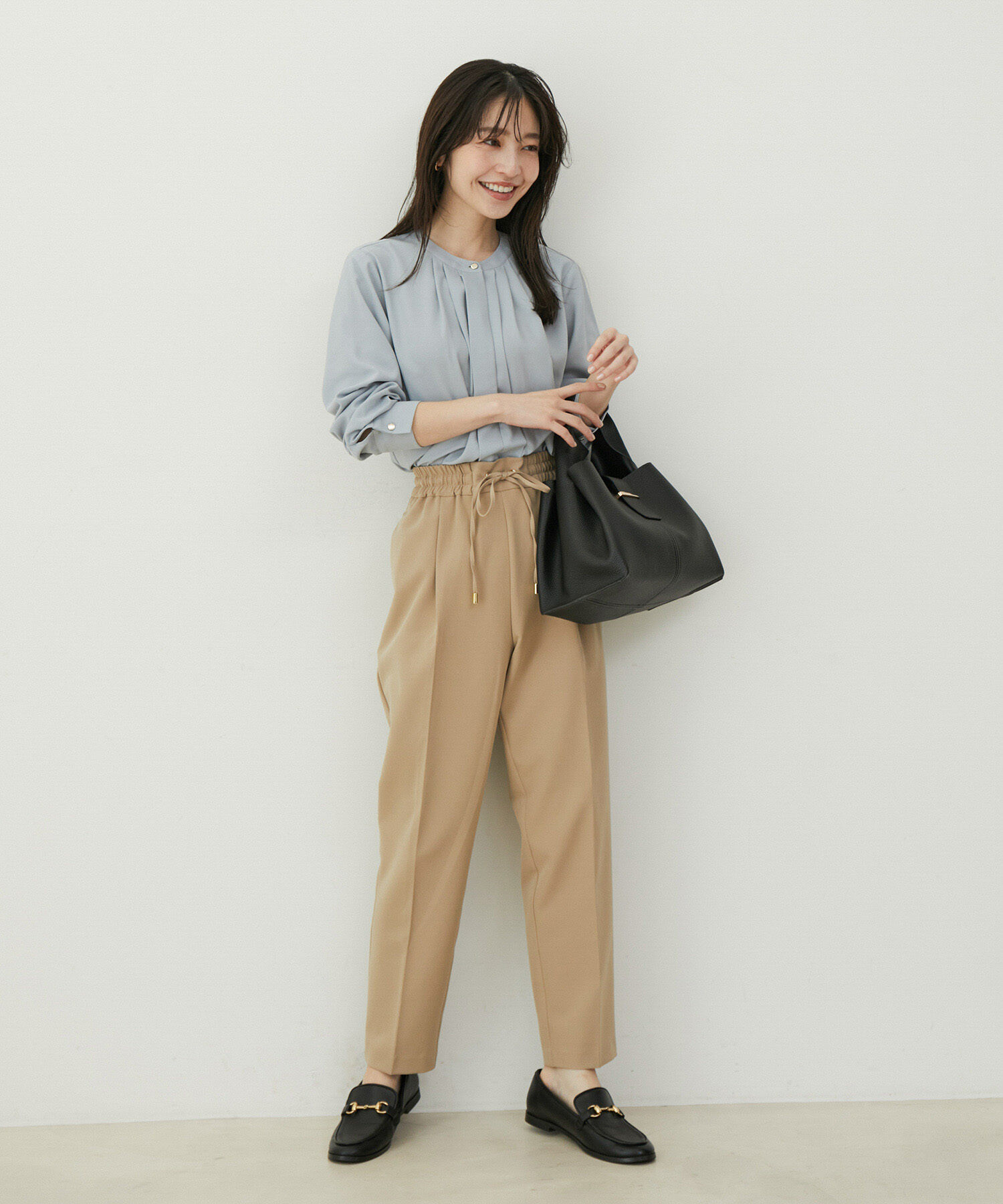 VIS「【防シワ・洗える】フロントタック長袖ブラウス」|シャツ・ブラウス|