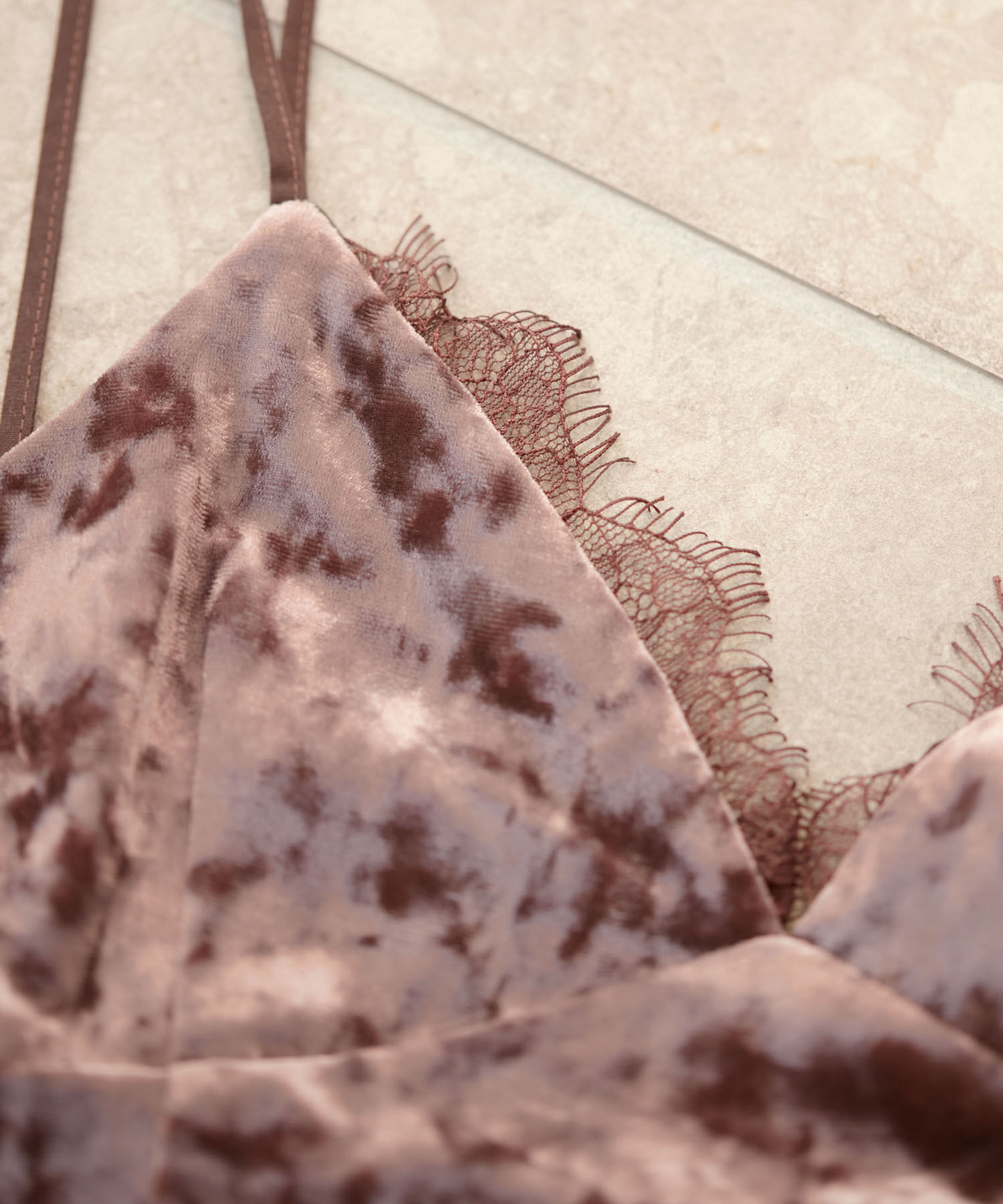 VIS「ベロアレースキャミワンピース」|ワンピース|