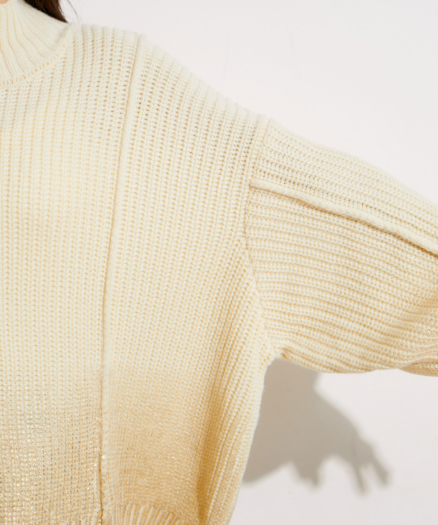 VIS「サイドカット箔ニットプルオーバー」|ニット・セーター|