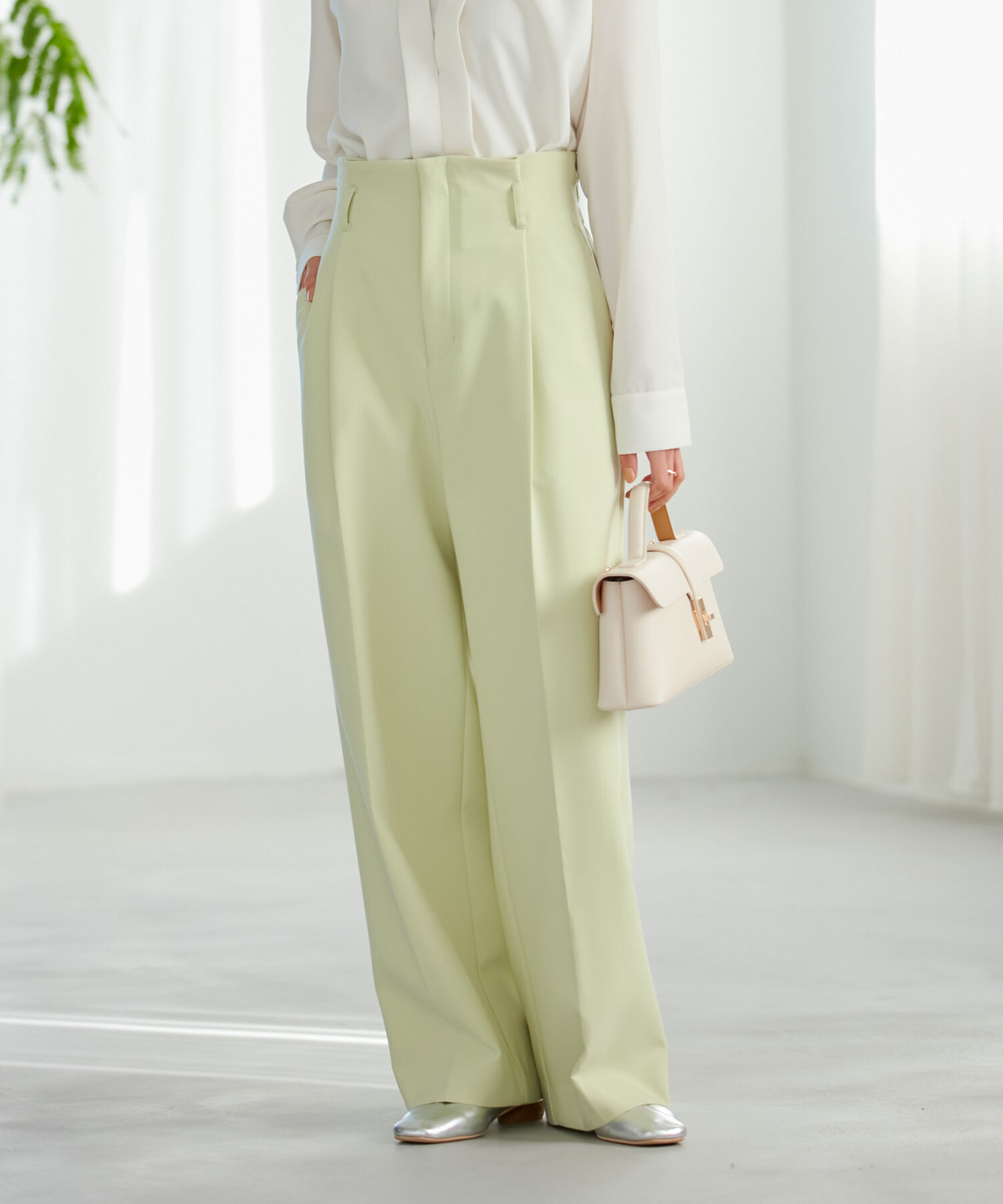 VIS「【洗える・防シワ】美easy裏起毛ワイドパンツ」|スラックス|ライトグリーン(33)