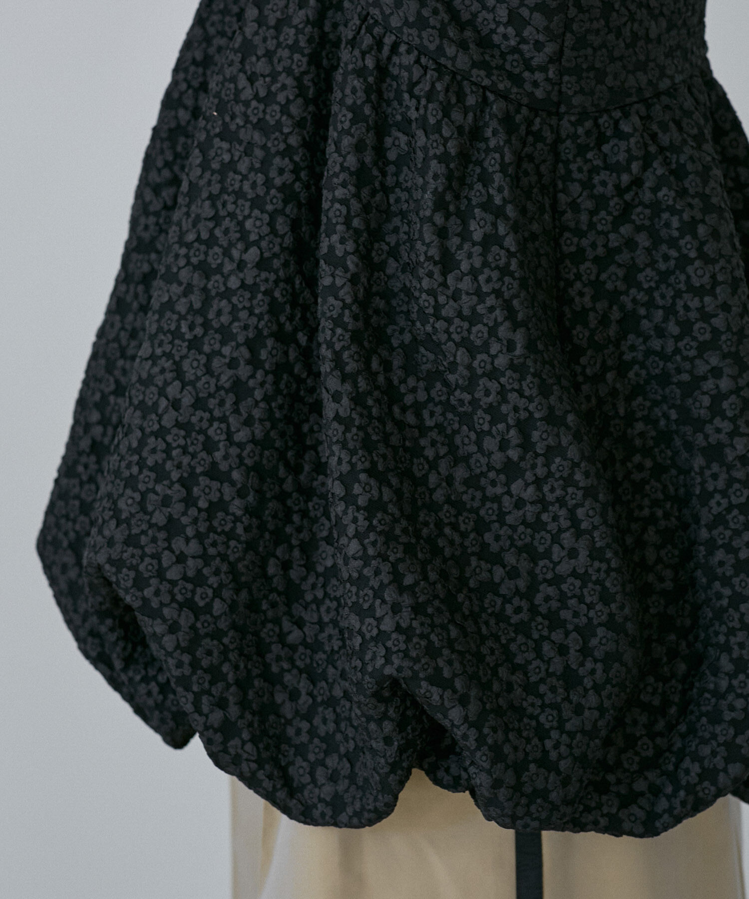 VIS「ジャガードバルーンリボンキャミソール」|キャミソール|