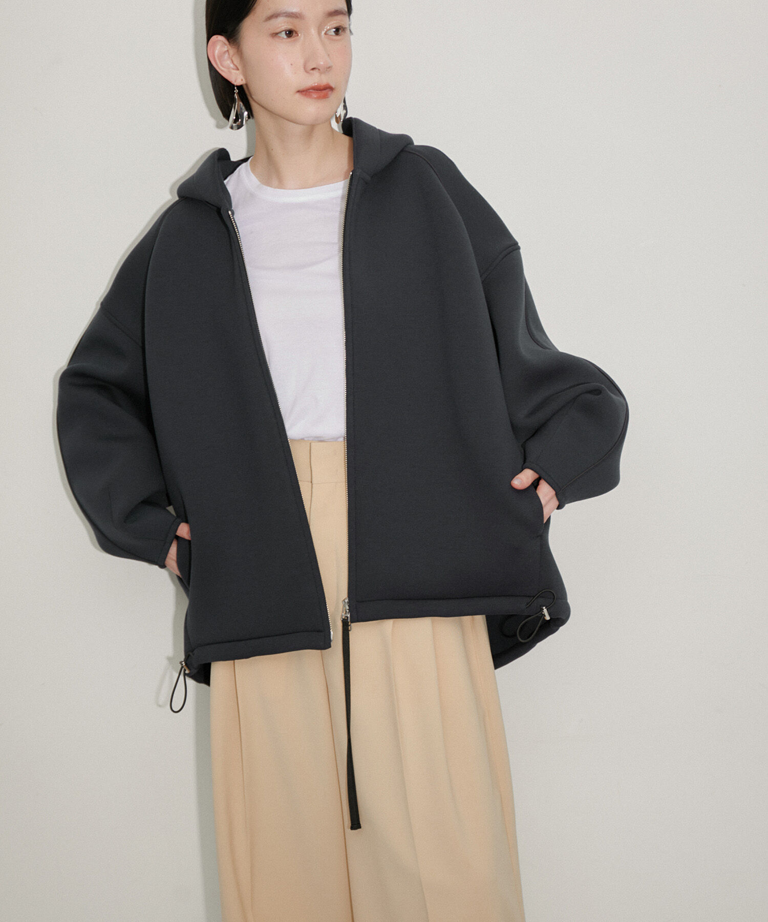 ADAM ET ROPE'「【サステナブル】フーディージップブルゾン」|ブルゾン・スタジャン|