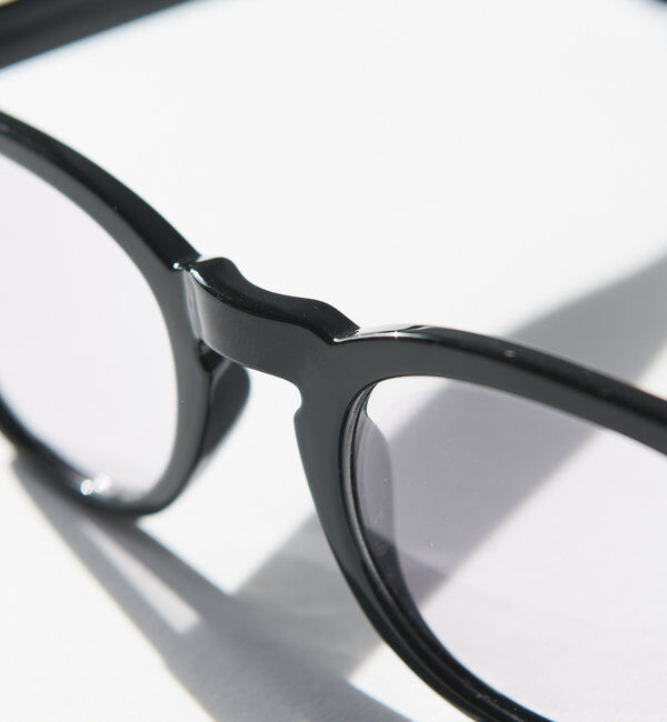  「【室内外で雰囲気を変えれる】調光サングラス」|サングラス|