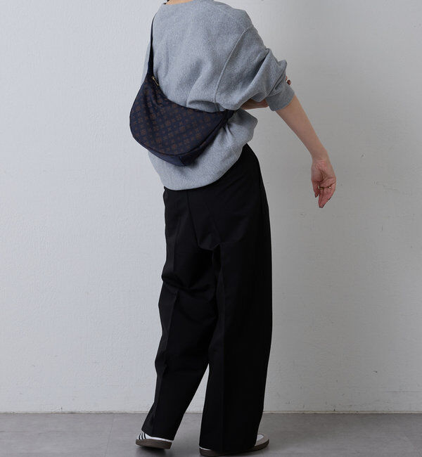  「クラウズナイロンラウンドショルダーバッグ」|ショルダー・メッセンジャー|