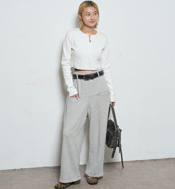  「【WEB限定】HENLEY NECK CROPPED TOPS」|Tシャツ・カットソー|