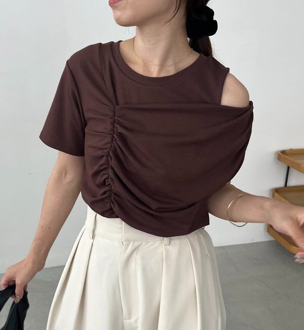  「【即完につき再入荷/新色ブラウン】アシメギャザーTシャツ」|Tシャツ・カットソー|
