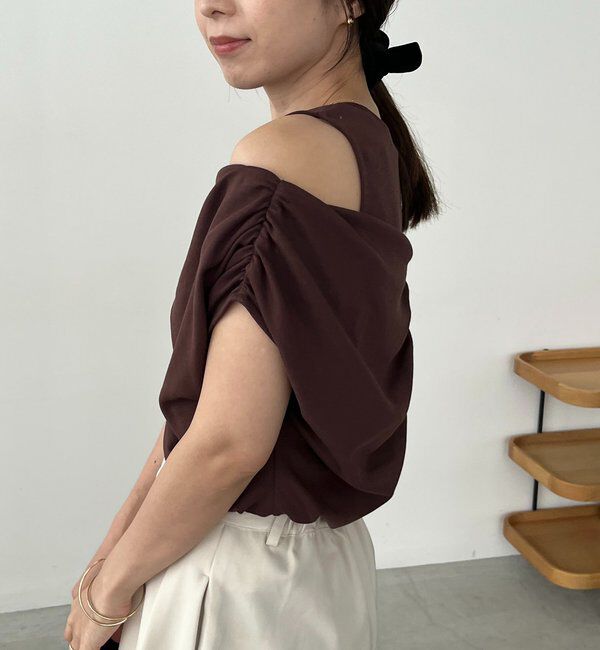  「【即完につき再入荷/新色ブラウン】アシメギャザーTシャツ」|Tシャツ・カットソー|
