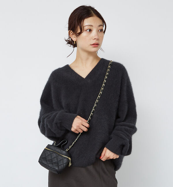 Rouge vif「フォックスウールVネックラウンドヘムニットプルオーバー」|ニット・セーター|