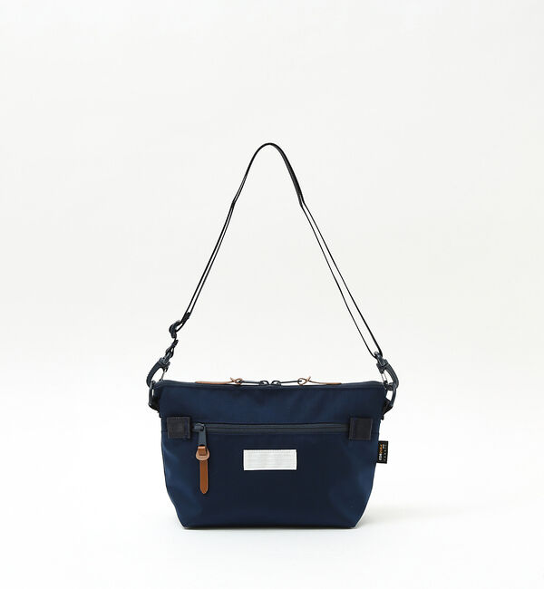 Rouge vif「【WILDERNESS EXPERIENCE/ウィルダネスエクスペリエンス】Le」|ショルダー・メッセンジャー|