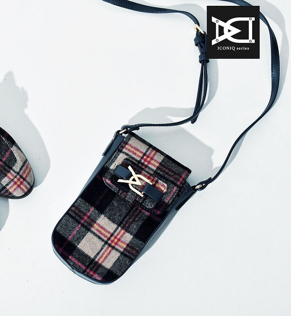 AU BANNISTER「【アイコニックシリーズ】スマホマルチショルダー」|ショルダー・メッセンジャー|その他