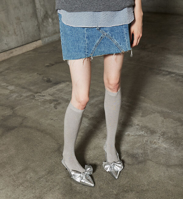 AU BANNISTER「【LAROUTE】リボンクリップ スリングバックパンプス」|パンプス|