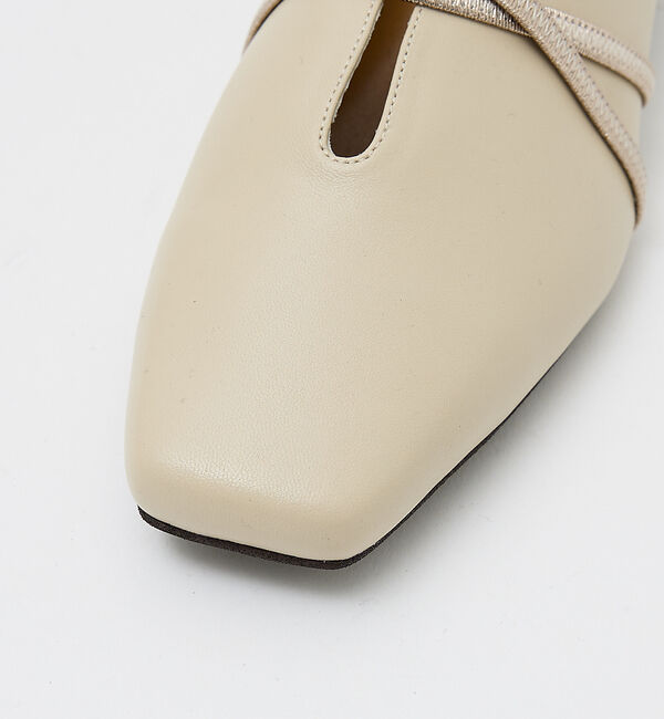 AU BANNISTER「【YouTuber紹介】ストラップソフトレザー フラットシューズ」|その他|