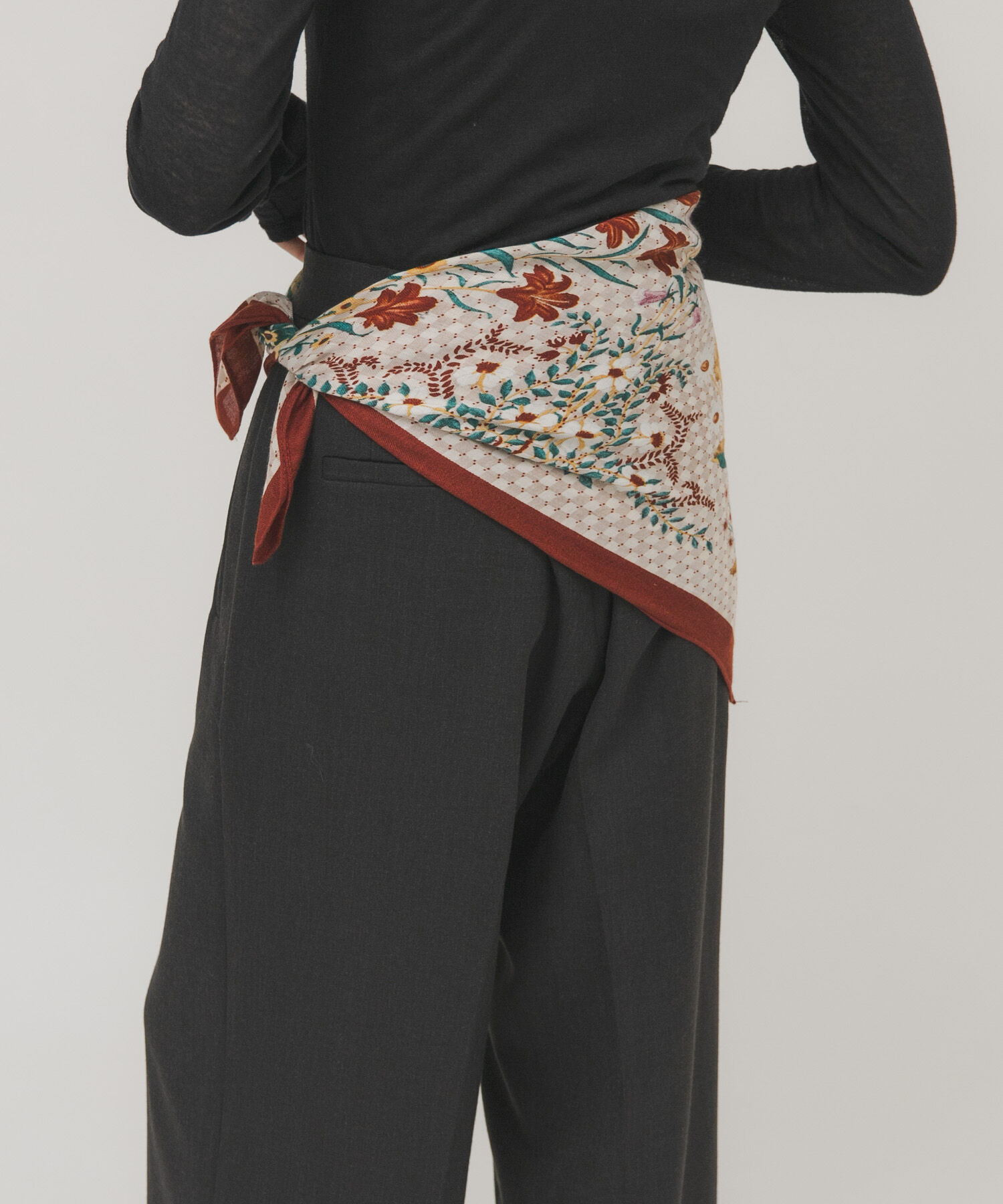  「ヴィンテージフラワースカーフ」|バンダナ・スカーフ|