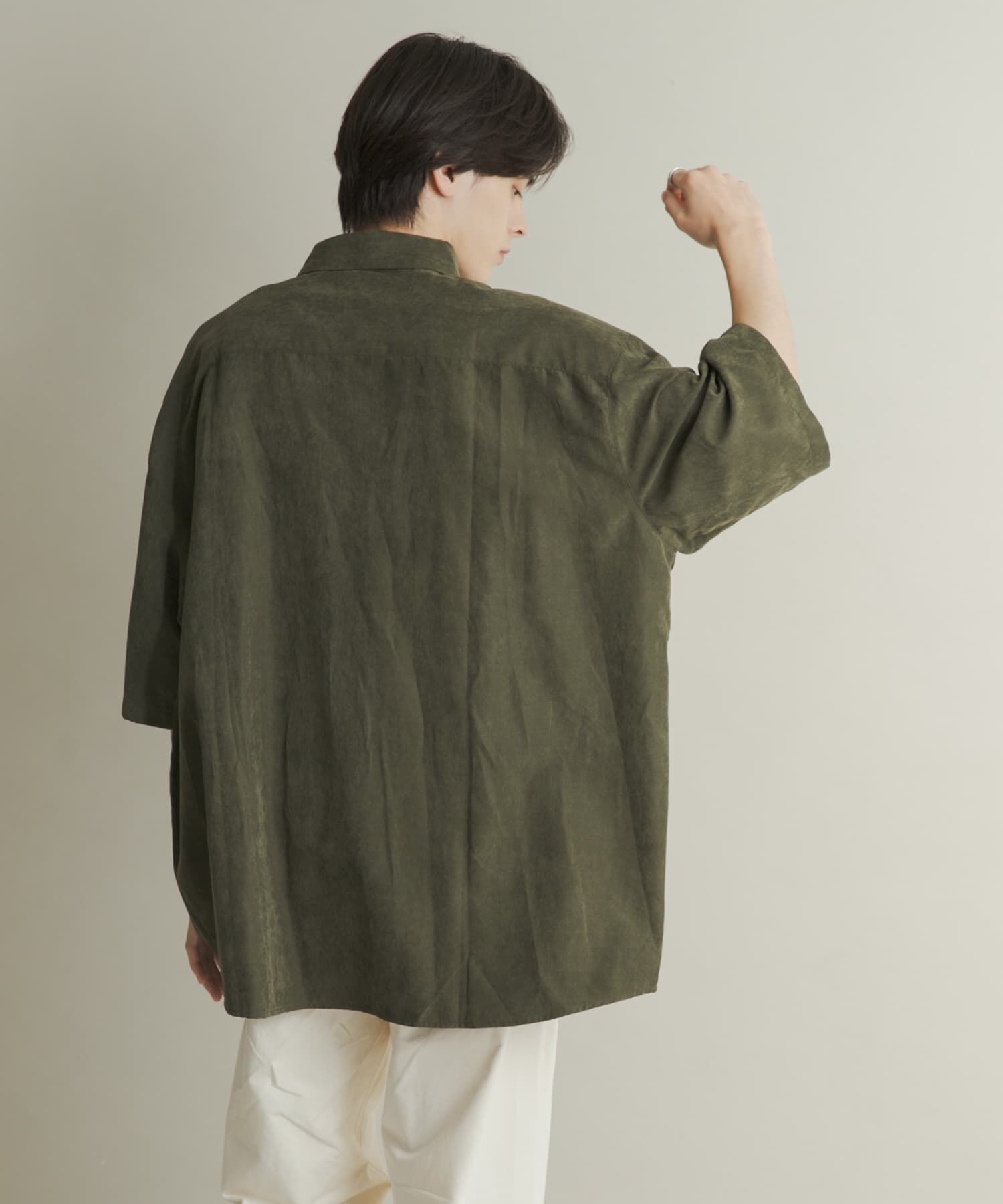 SENSE OF PLACE by URBAN RESEARCH「エクストラルーズピーチサテンショートスリーブシャツ」|シャツ・ブラウス|