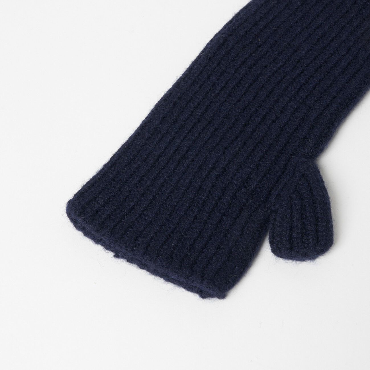  「WILLIAM BRUNTON 1x1 RIB WRISTWARMAERS」|マフラー|