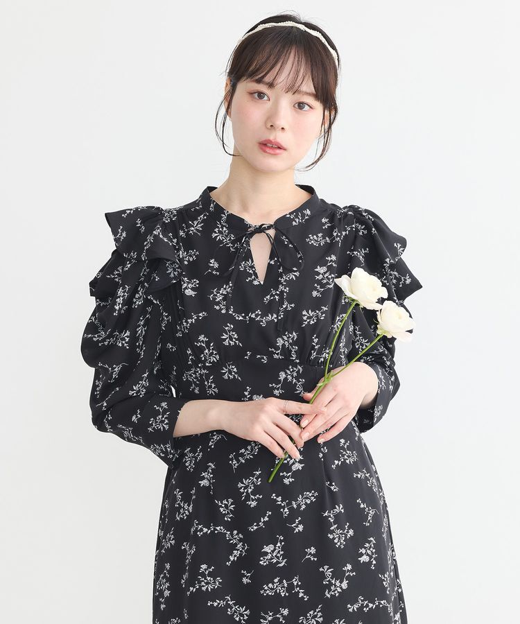 earth music&ecology「ラッフルショルダーフラワーワンピース」|ワンピース|