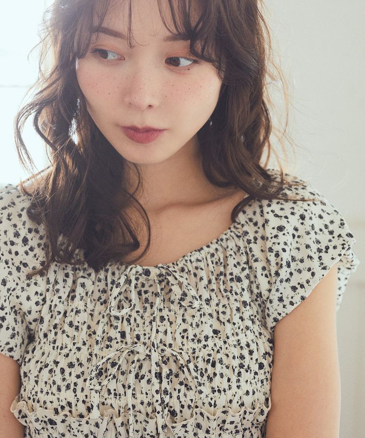 earth music&ecology「フレンチバルーンフリルブラウス」|シャツ・ブラウス|