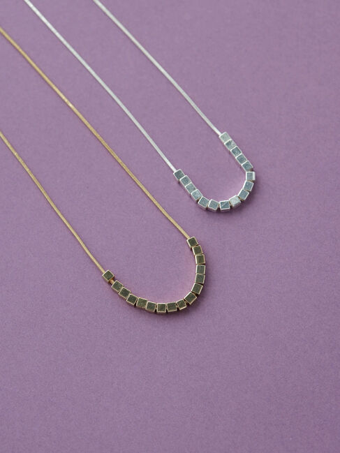  「スクエアメタルビーズネックレス」|ネックレス|