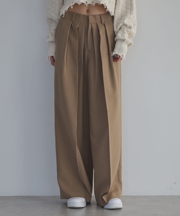 GARAGE OF GOOD CLOTHING「タックパンツ」|その他|Beige