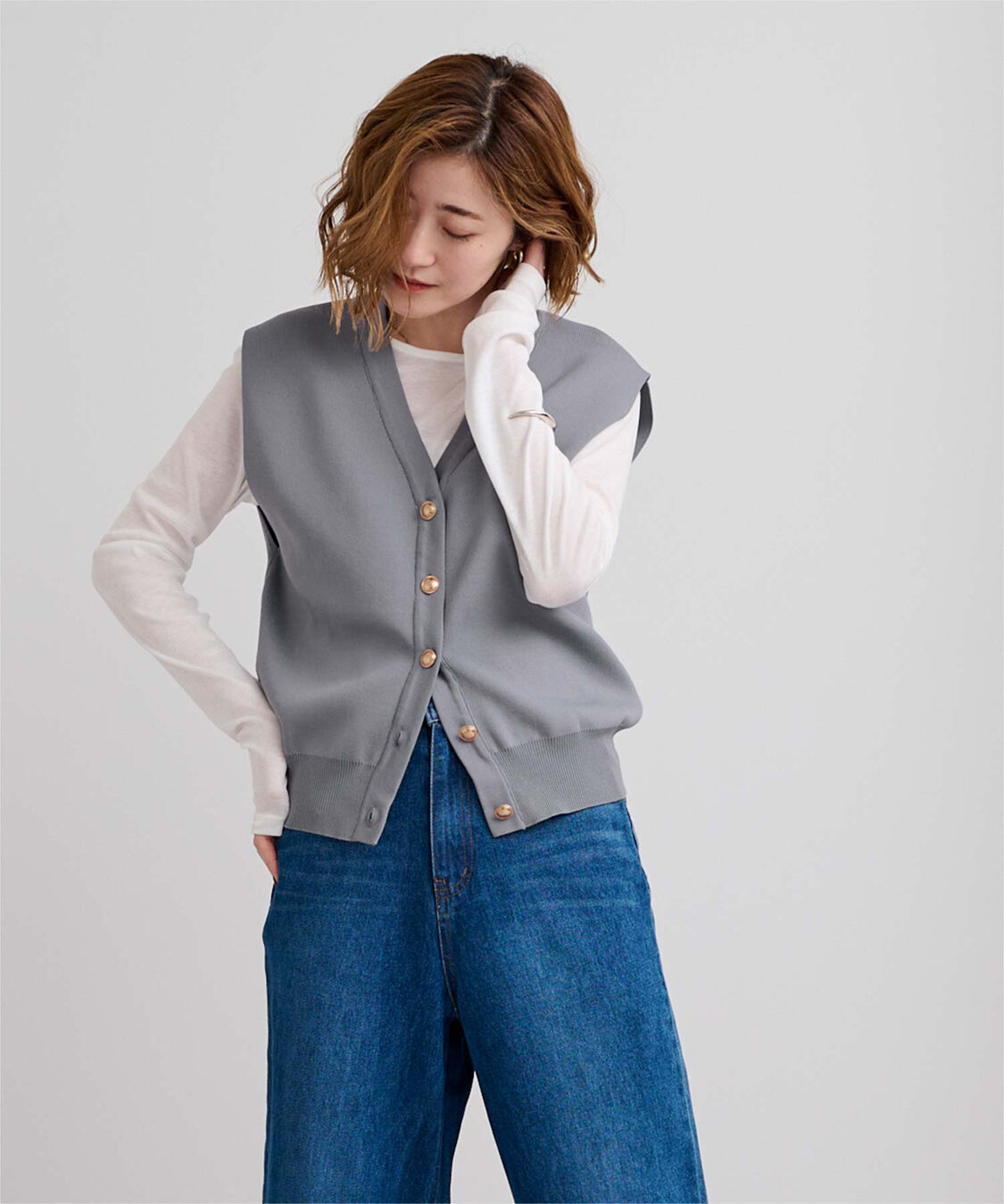 ur's「ゴールド釦コクーンニットベスト」|ニット・セーター|