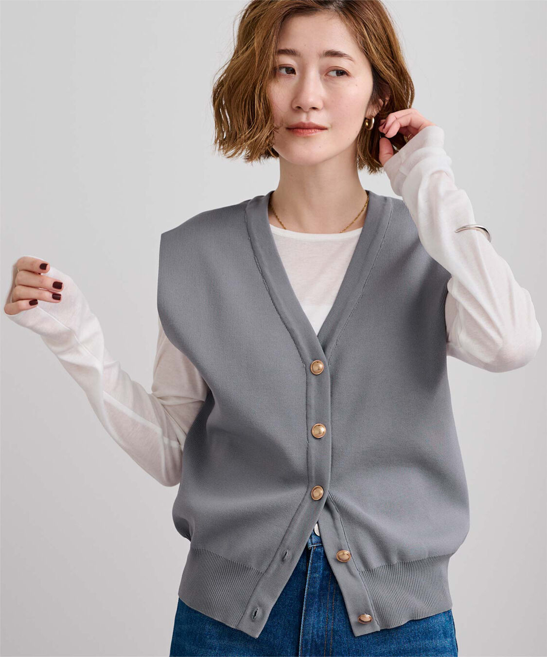 ur's「ゴールド釦コクーンニットベスト」|ニット・セーター|