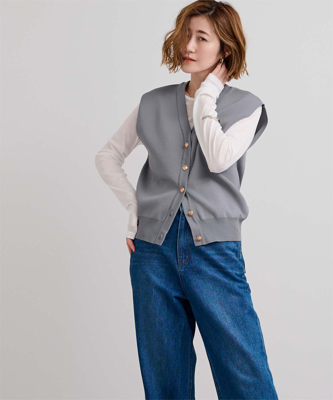 ur's「ゴールド釦コクーンニットベスト」|ニット・セーター|