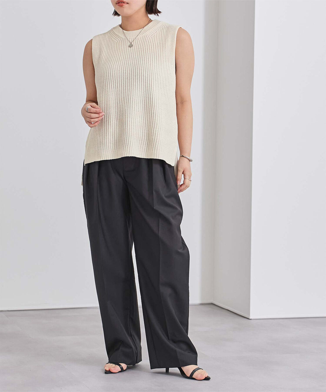 ur's「ローゲージニットベスト」|ニット・セーター|