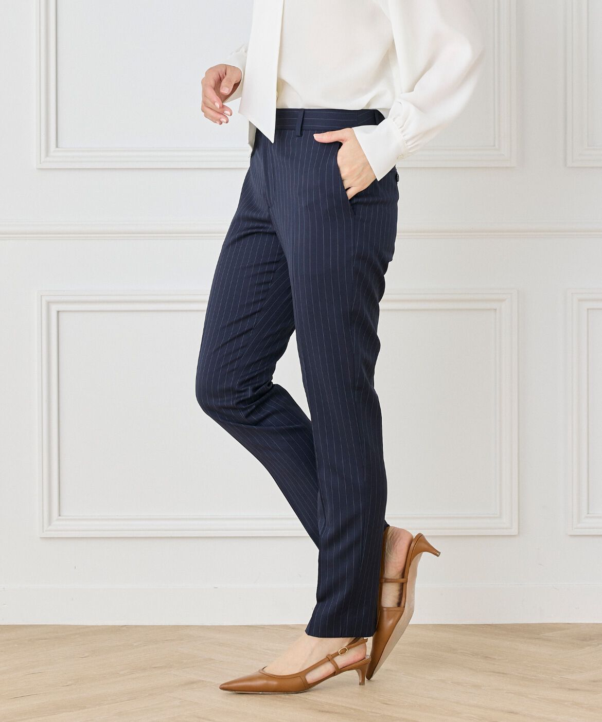 INED「テーパードパンツ《CERRUTI》」|スラックス|ネイビー