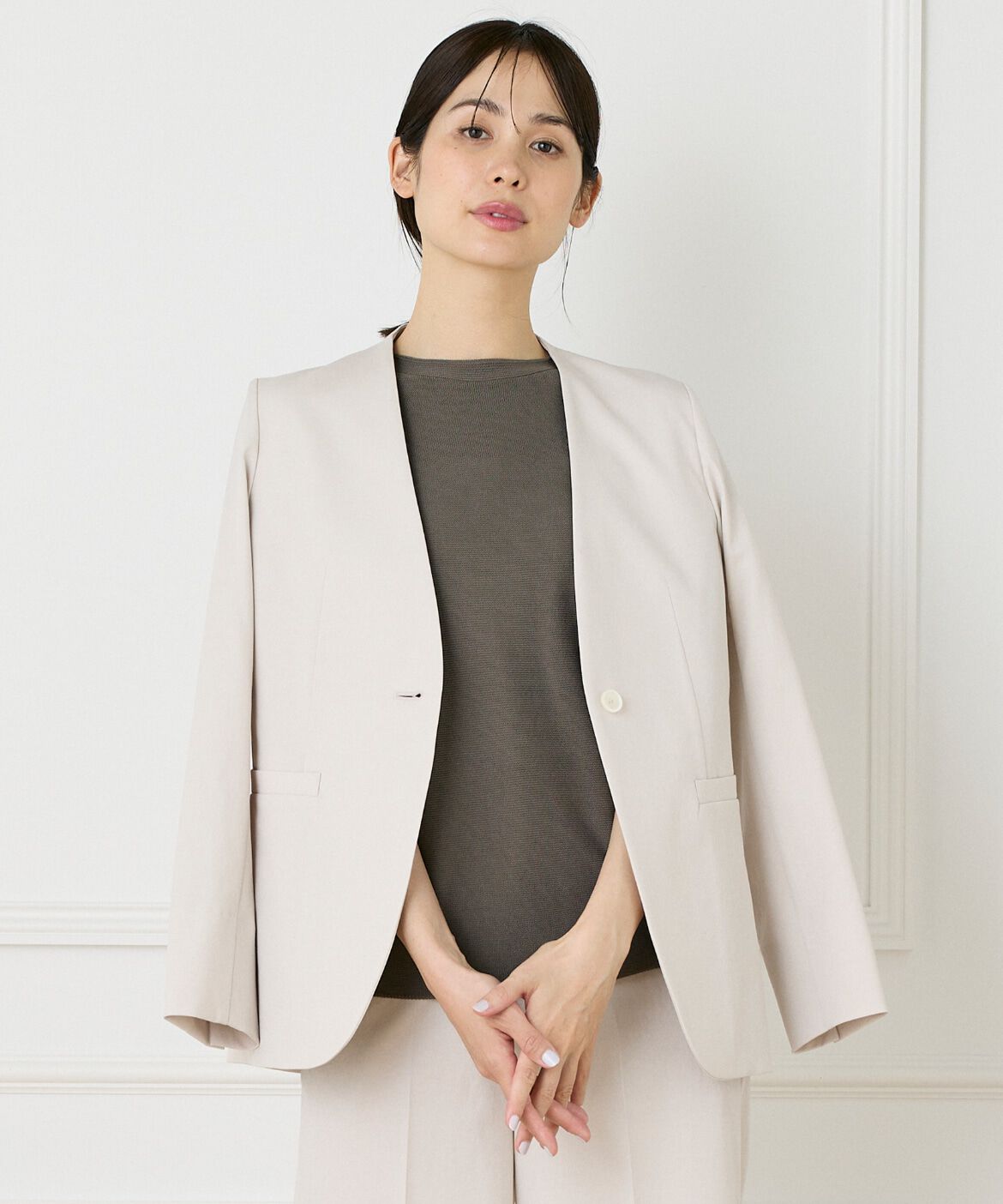 INED「綿麻ノーカラージャケット」|ノーカラージャケット|ベージュ2