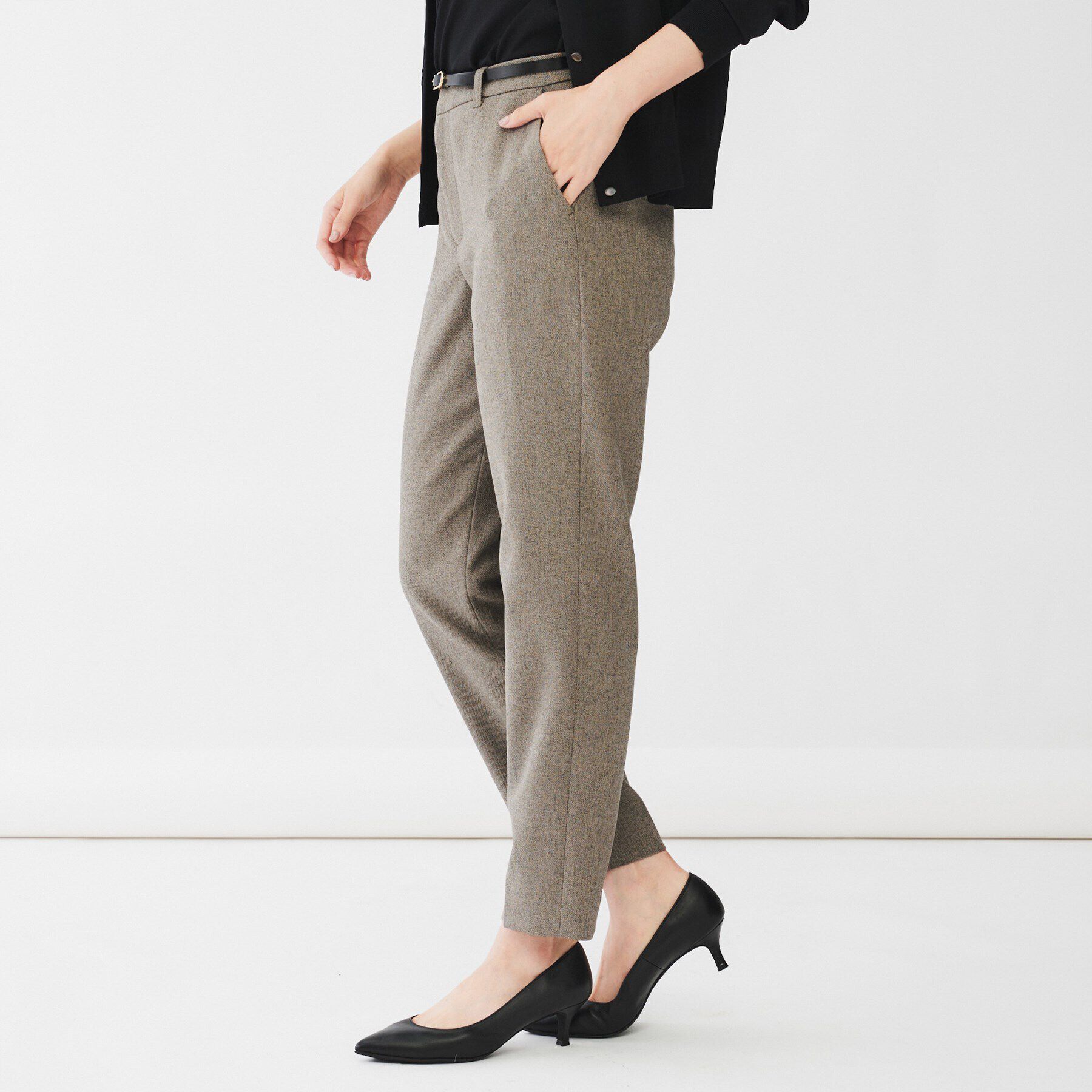 UNTITLED「【通勤スーツ／入卒/セレモニー】ウーステッドカルゼ テーパードパンツ」|その他|