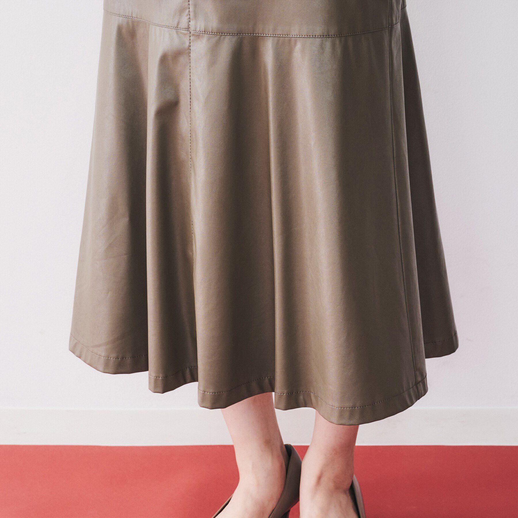 UNTITLED「【柔らかい/マーメイドシルエット】レザー調 フレアスカート」|スカート|