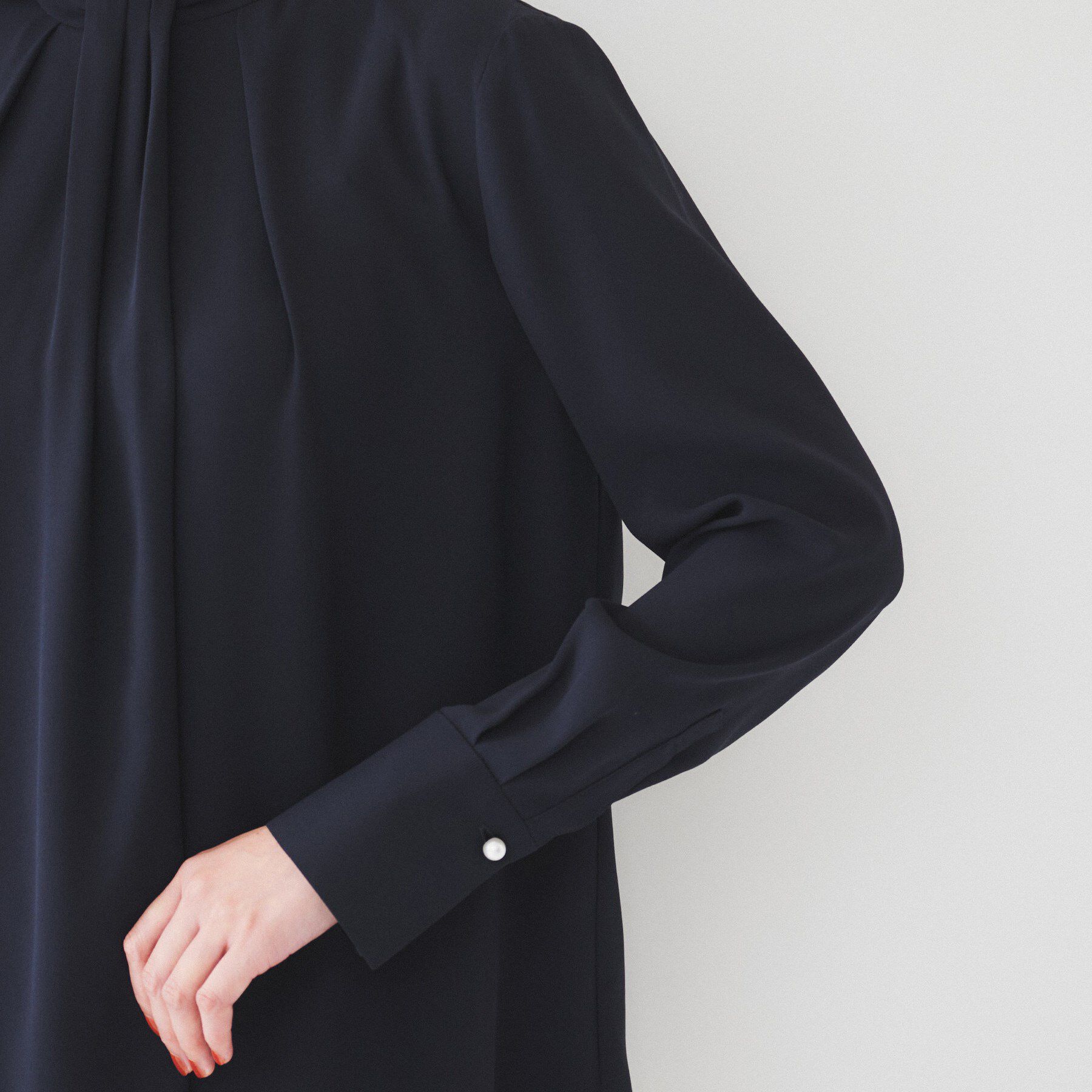 UNTITLED「【通勤】ジョーゼット タックブラウス」|シャツ・ブラウス|