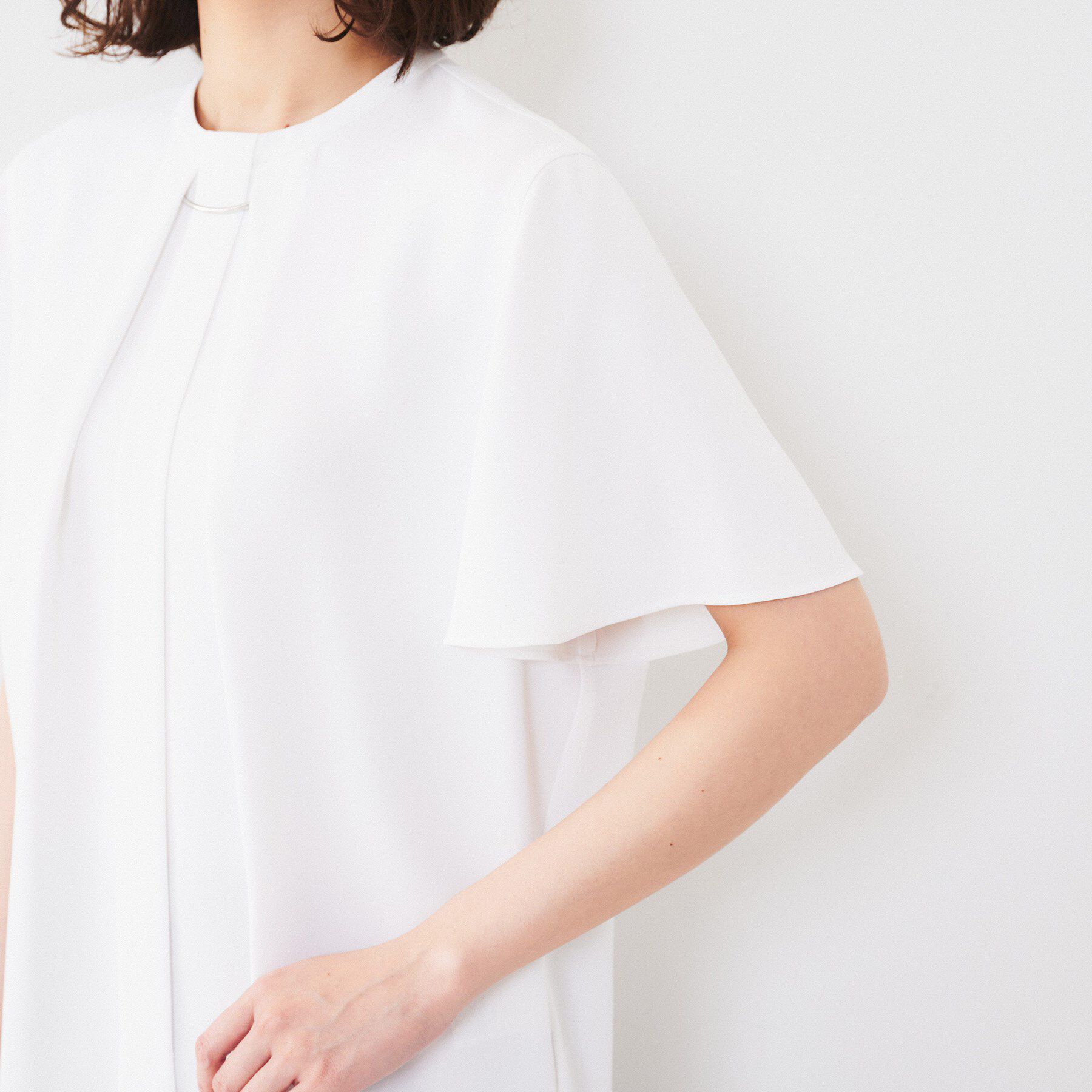 UNTITLED「【通勤／二の腕カバー】メタルパーツブラウス」|シャツ・ブラウス|
