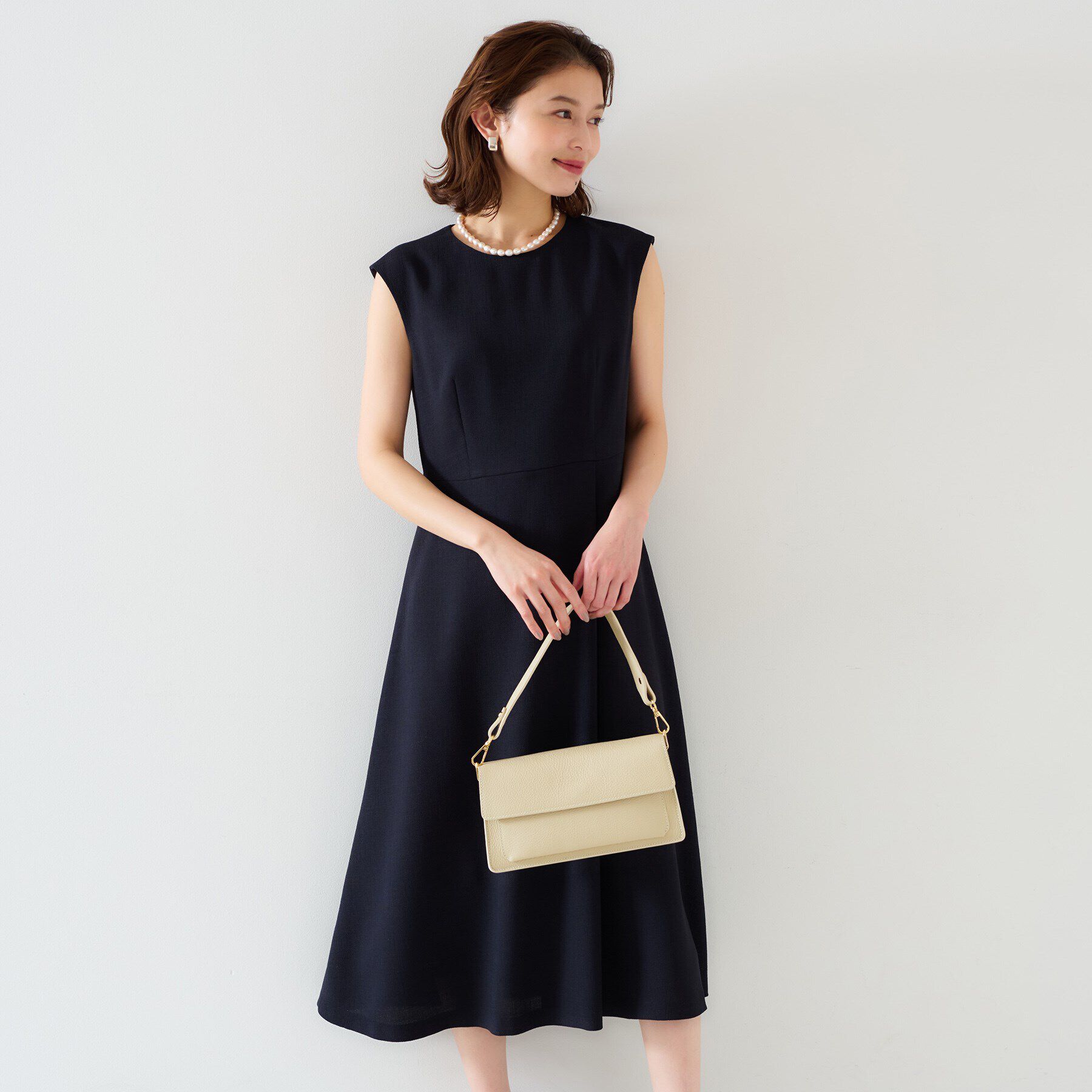 UNTITLED「【セットアップ可/きれいめ】ドライタッチワンピース」|ワンピース|ネイビー(094)