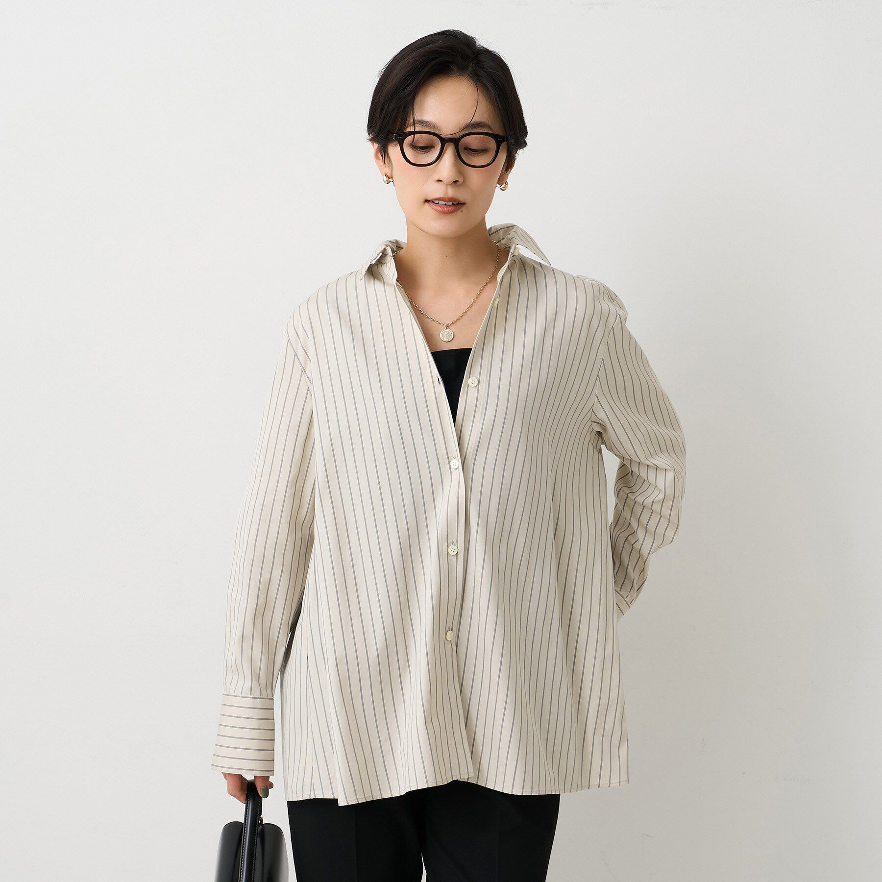 UNTITLED「【コットン100/洗える】コットンブロードAラインシャツ」|シャツ・ブラウス|