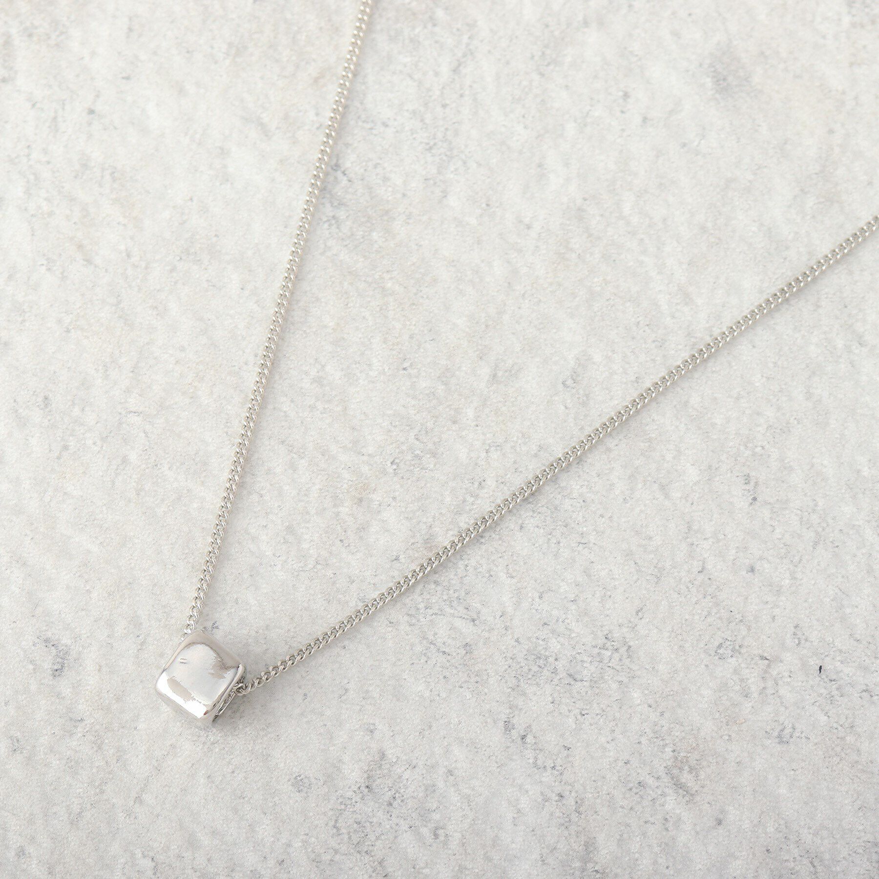 grove「スクエアボックスメタルショートネックレス」|ネックレス|シルバー(006)