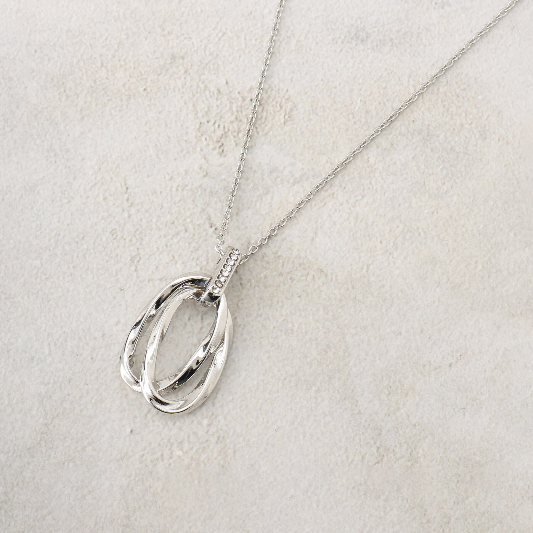 grove「ツイストオーバルビジューネックレス」|ネックレス|