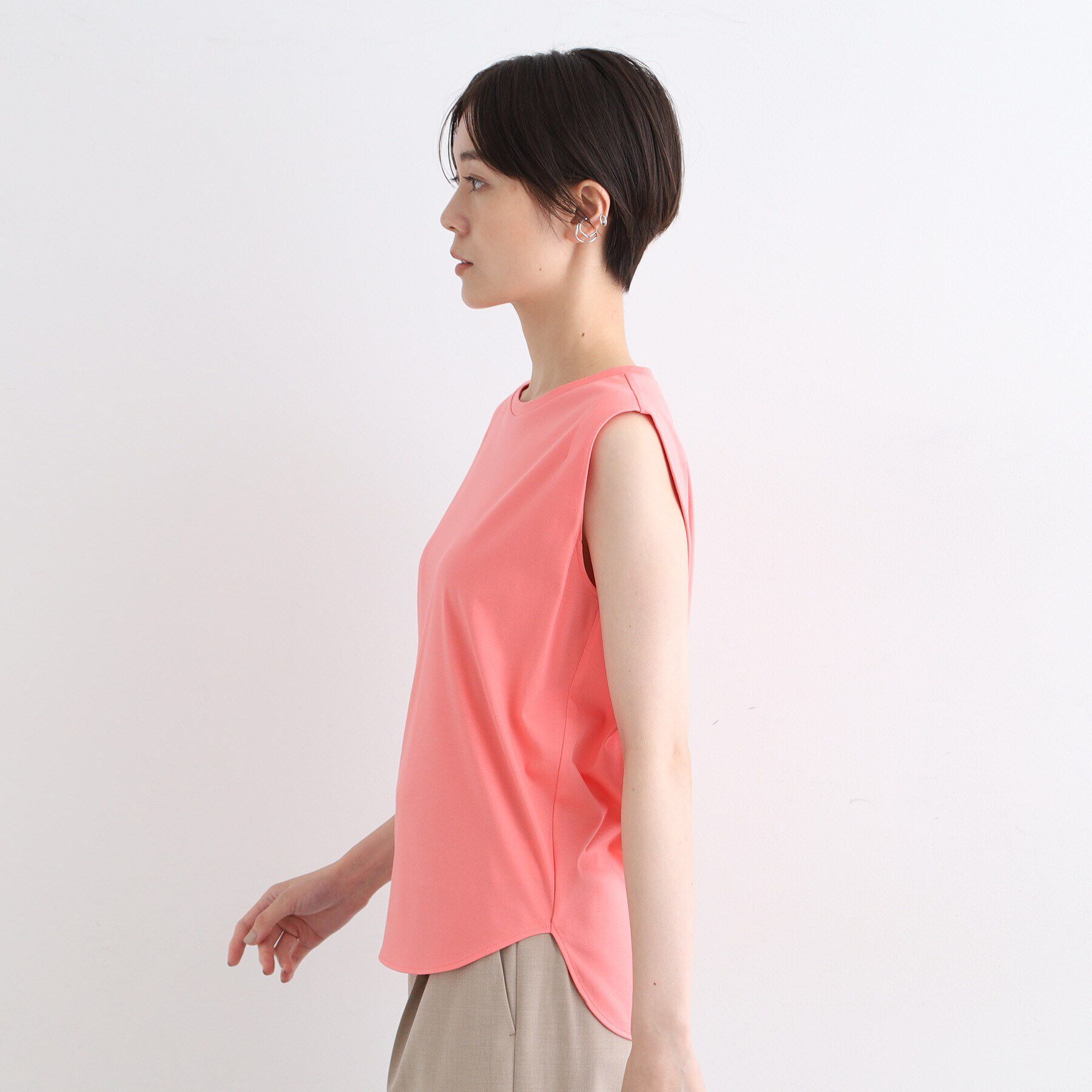 INDIVI「【洗える】タックデザインノースリーブTシャツ」|Tシャツ・カットソー|