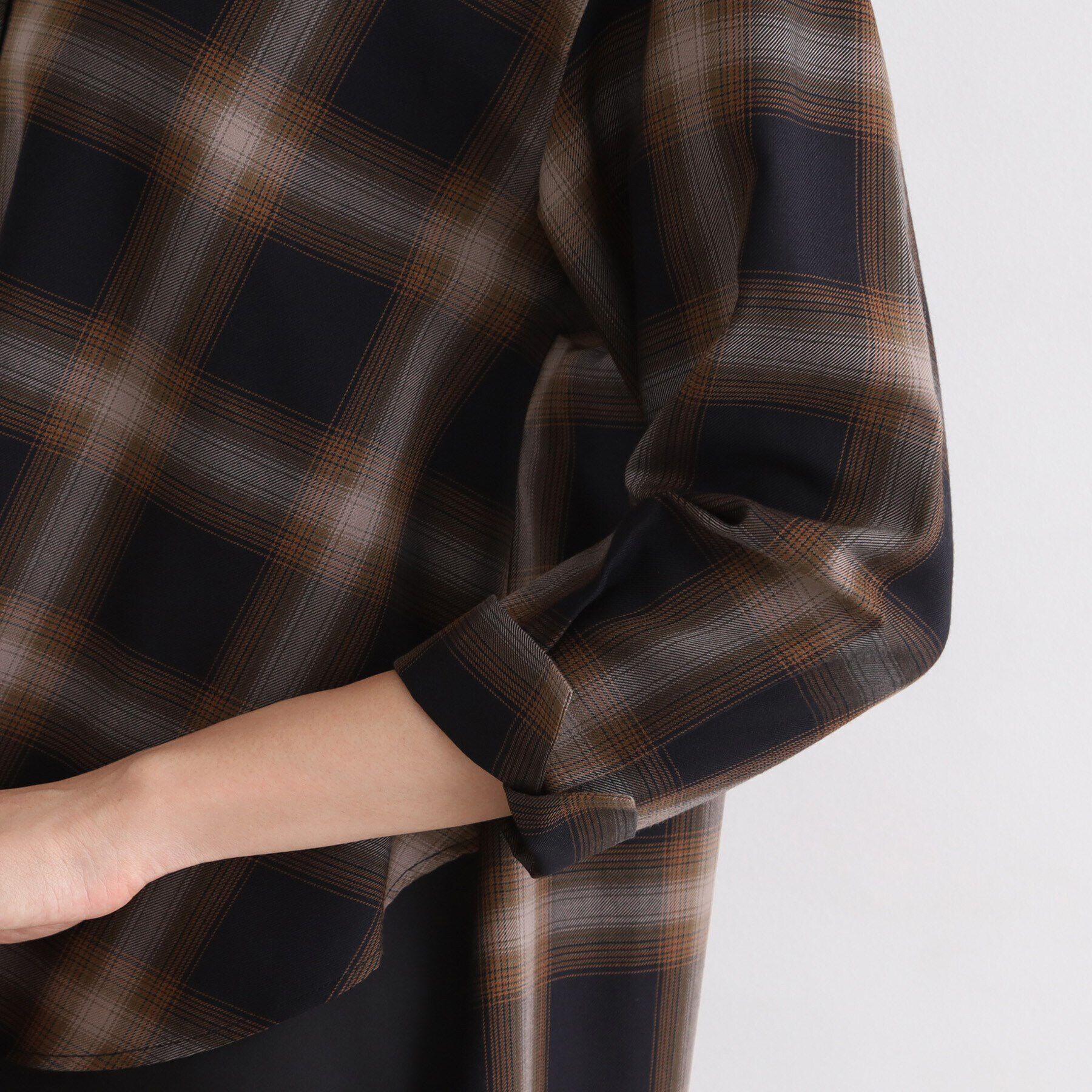 INDIVI「【洗える/チェック柄/UVケア/吸水速乾】レイヤードデザインブラウス」|シャツ・ブラウス|