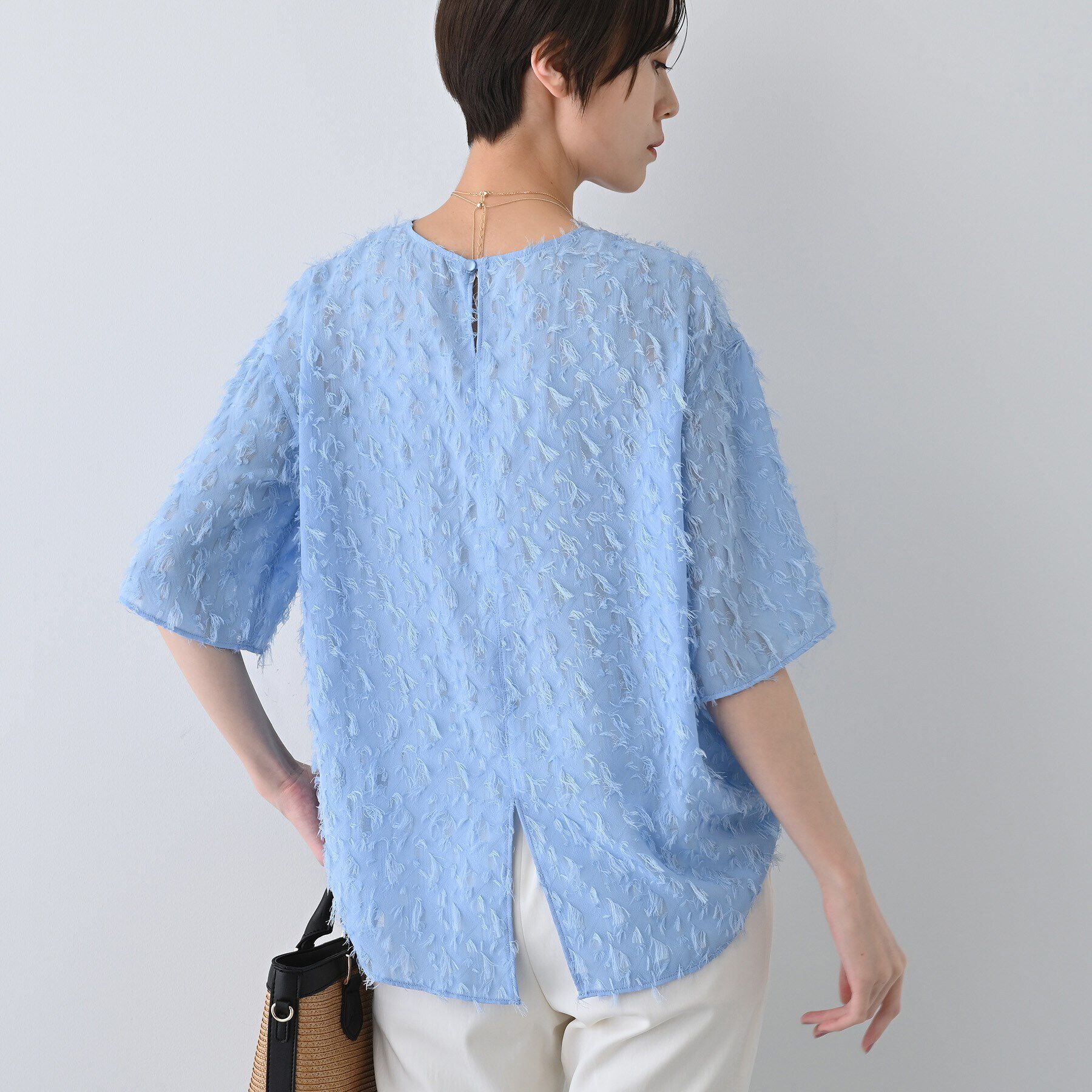 INDIVI「【トレンド／ヘアリー】フリンジカットジャカードTブラウス」|シャツ・ブラウス|