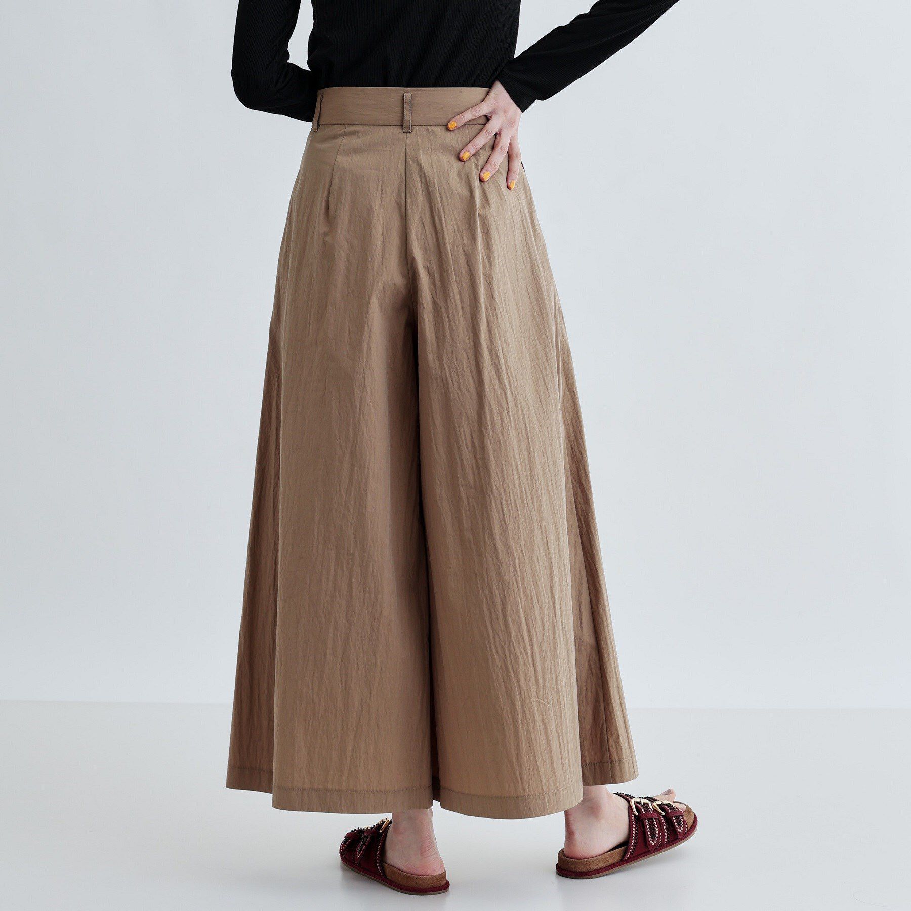 GALLEST「【セットアップ可能】ペーパーライクタックフレアパンツ」|その他|