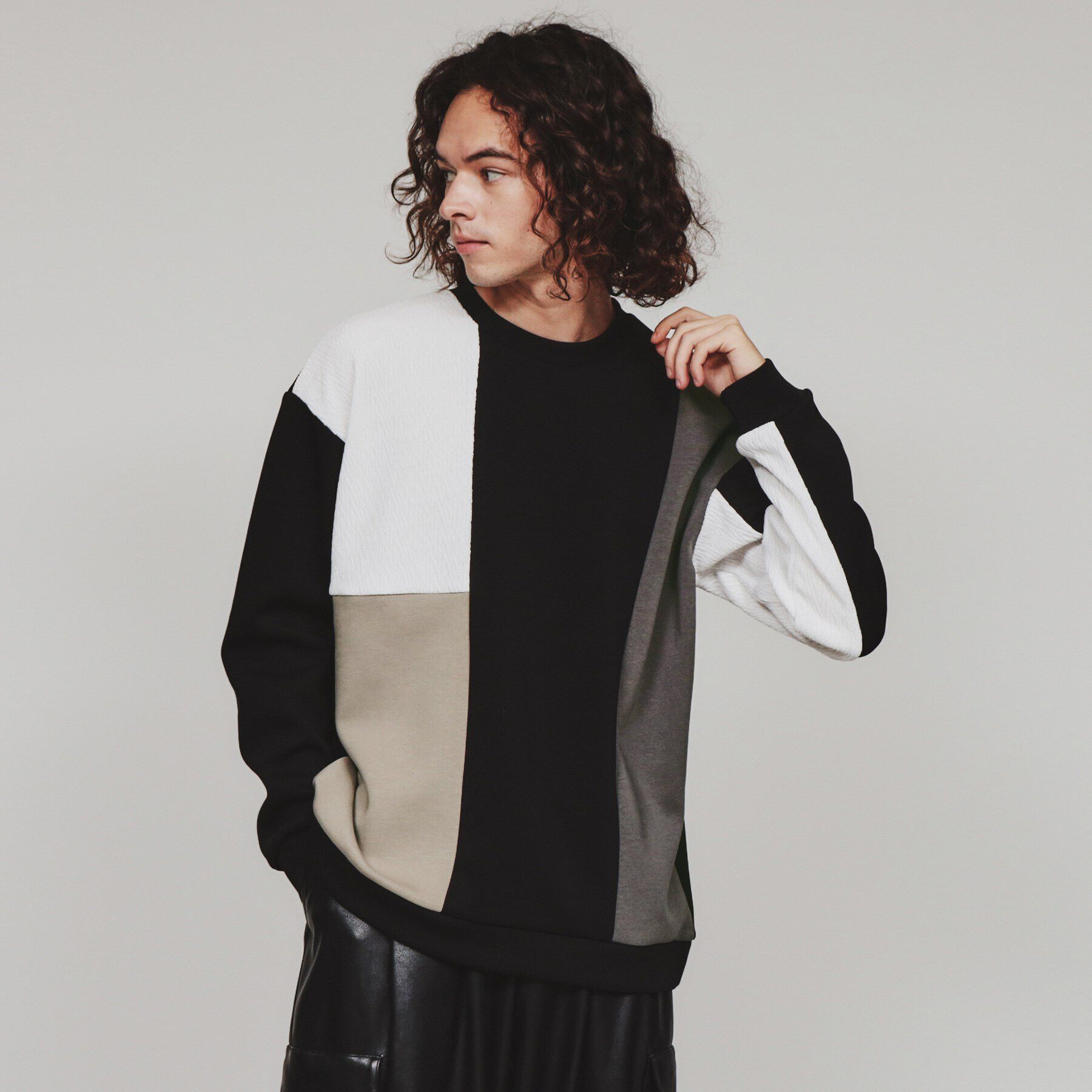 tk.TAKEO KIKUCHI「切替モールスウェット」|パーカー|