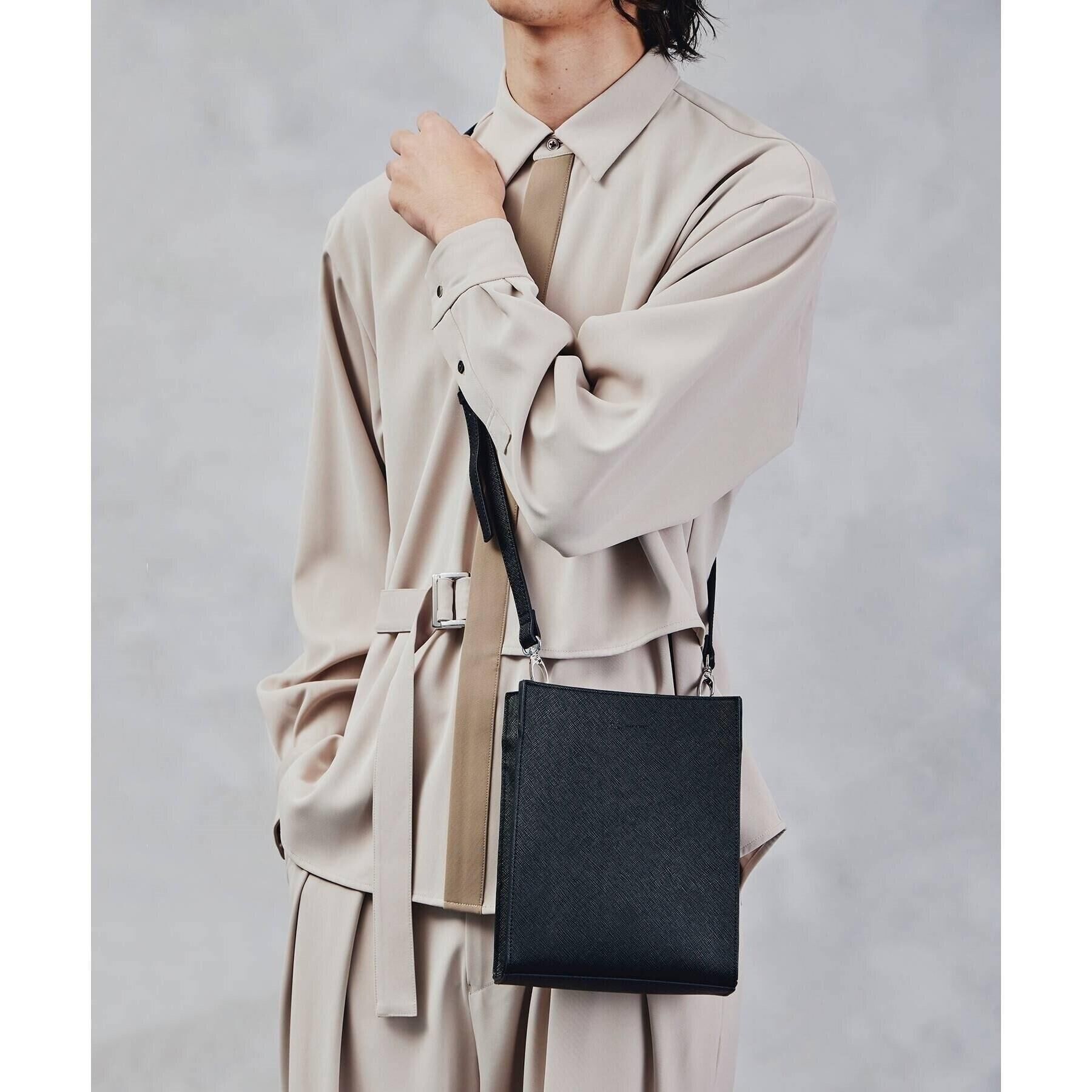 tk.TAKEO KIKUCHI「スクエアボックスショルダーバッグ（ユニセックスアイテム）」|ショルダー・メッセンジャー|