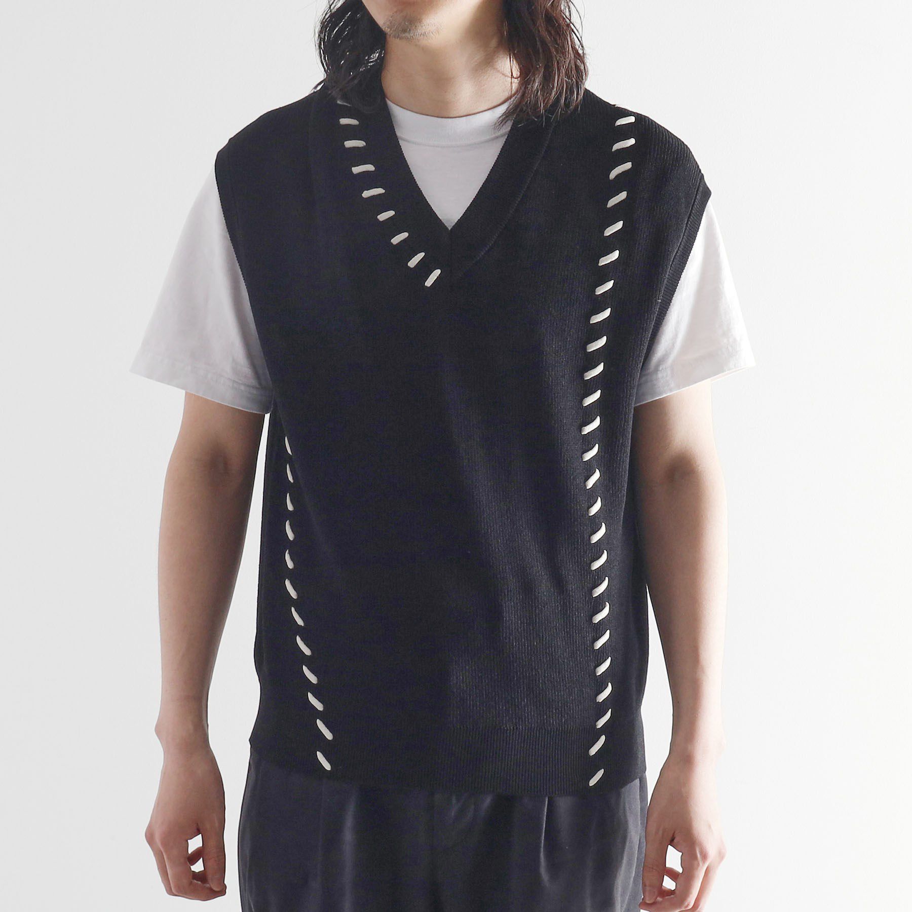 tk.TAKEO KIKUCHI「クロップドVネックニットベスト」|ベスト・ジレ|