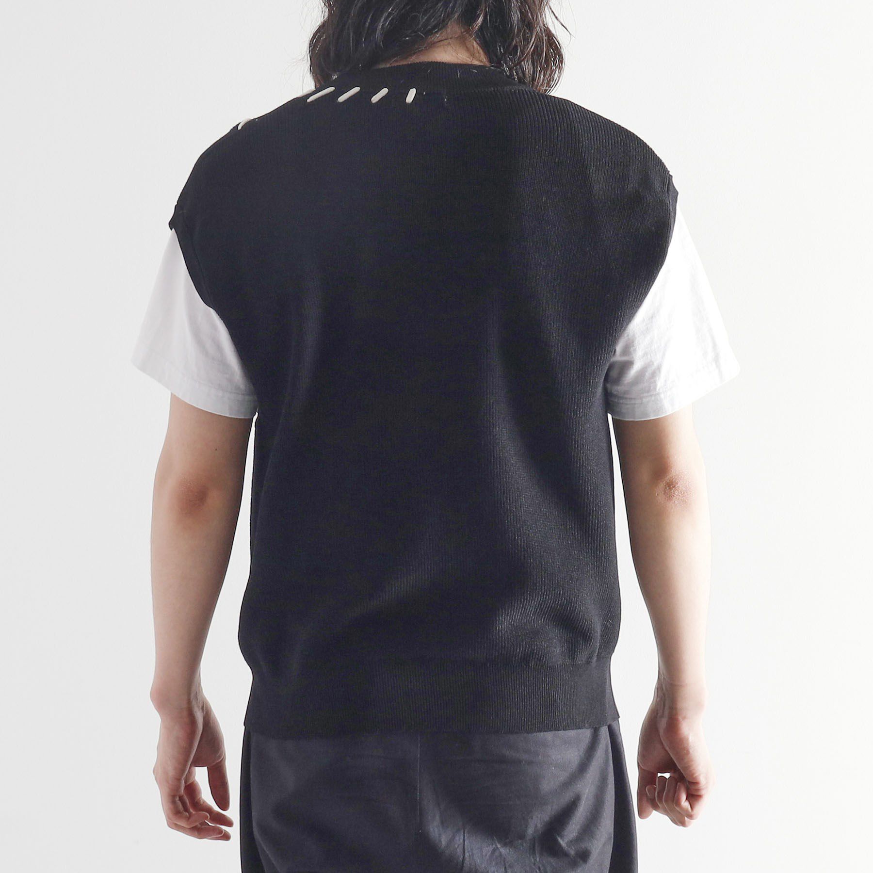 tk.TAKEO KIKUCHI「クロップドVネックニットベスト」|ベスト・ジレ|