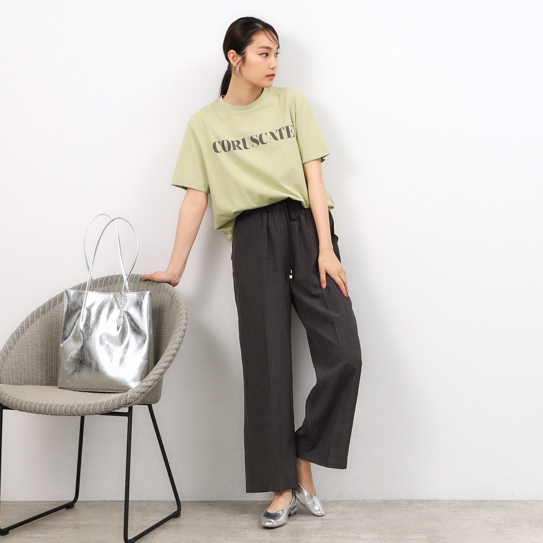 OPAQUE.CLIP「サイドスリットロゴTシャツ【洗濯機洗い可】」|Tシャツ・カットソー|