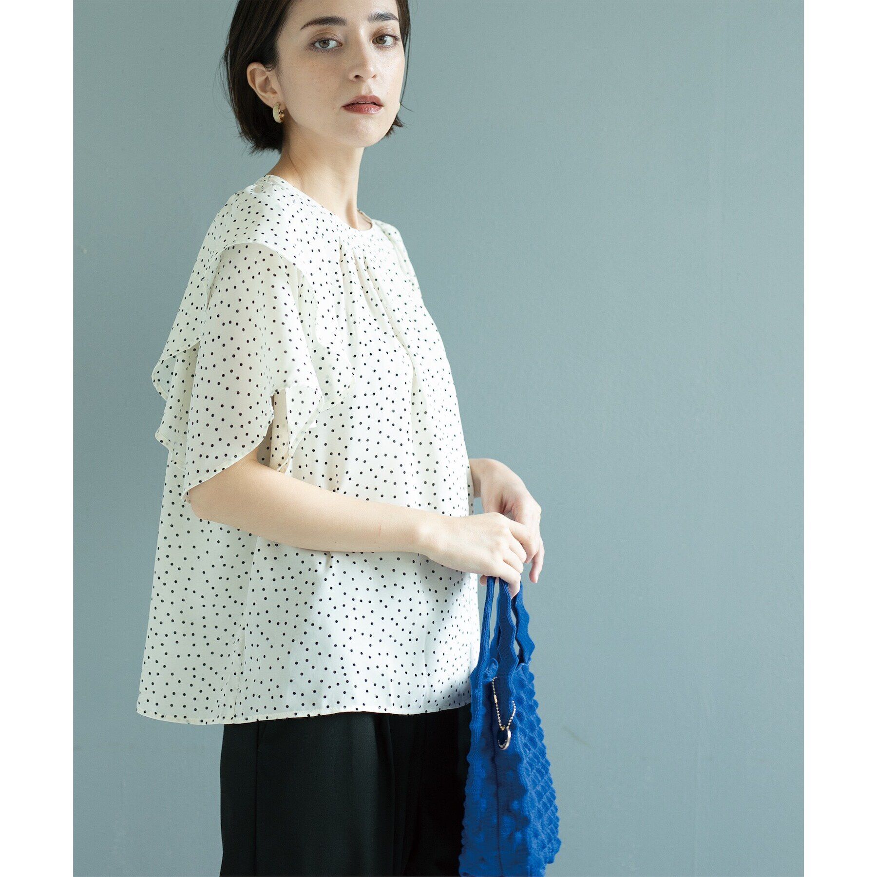 OPAQUE.CLIP「《美人百花掲載》ドットプリントフレアスリーブ【洗濯機洗い可】」|シャツ・ブラウス|