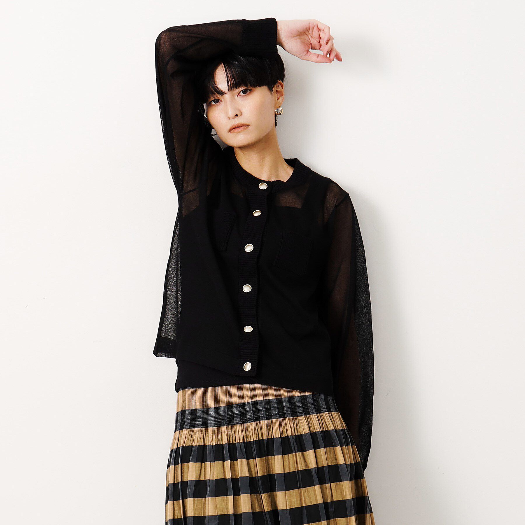 OPAQUE.CLIP「金ボタンシアーニットカーディガン【洗濯機洗い可】」|カーディガン|